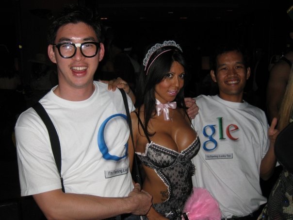 Best-Google-Halloween-Costume-Ever-full.jpg
