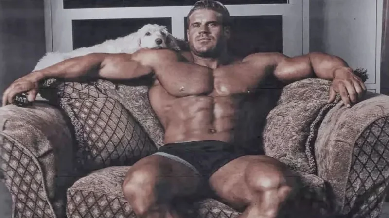 Jay-Cutler-2004-physique.webp