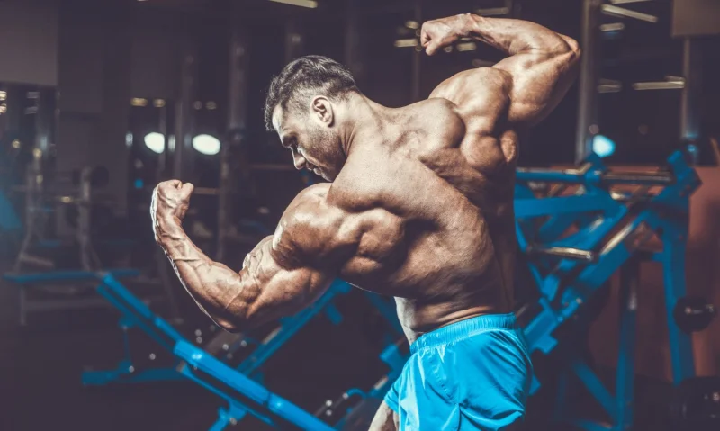Posing-Practice-Competitive-Bodybuilding.webp