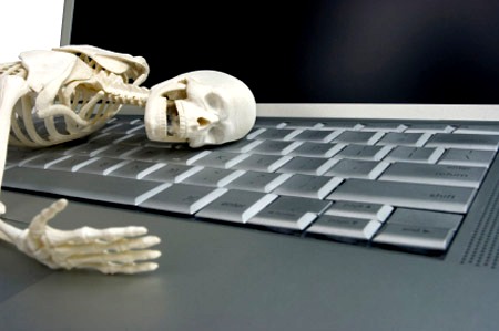 skeleton-at-keyboard.jpg
