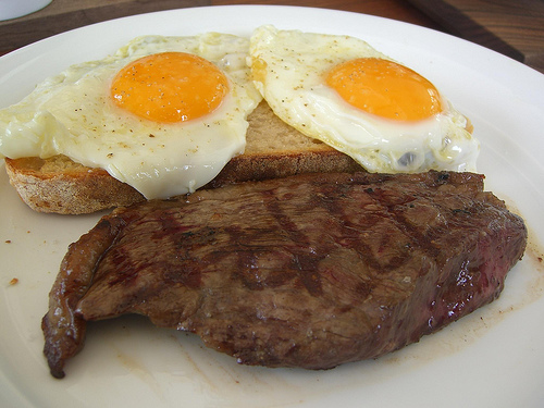 Sunside-Steak-and-Eggs-by-avlxyz.jpg