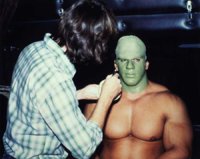 Lou-Ferrigno-getting-his-makeup-done-for-The-Incredible-Hulk-TV-series.jpg
