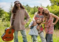 316385-450x323-hippie-styled-family.jpg