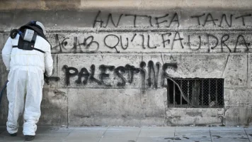 graffiti-paris-riots.webp