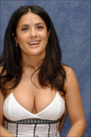 salma_hayek_boobs_3.jpg